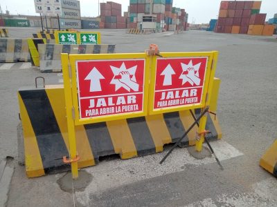 PUERTAS CON AUTORETORNO